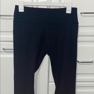 Lululemon Black Leggings 25”